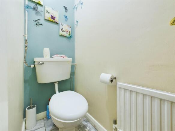 Gf. Wc