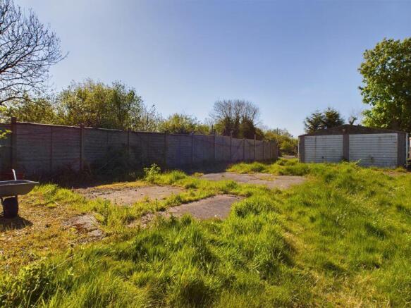 Detached Double Garage