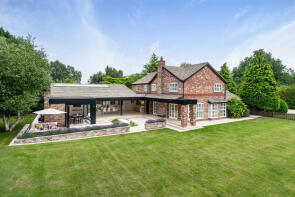 Foxhills, Bollington Lane, Macclesfield SK10 4TB