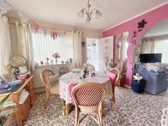 Elgar Close, Broadfields, EX2 photo 4