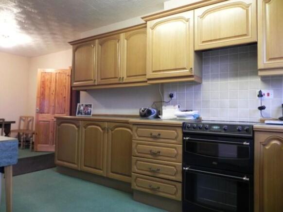 Kitchen 2 [property images]