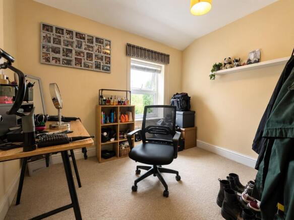 2 bed Flat to rent Image 4