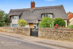 Thatch End, Bury Road, Bury St. Edmunds IP28 6EG