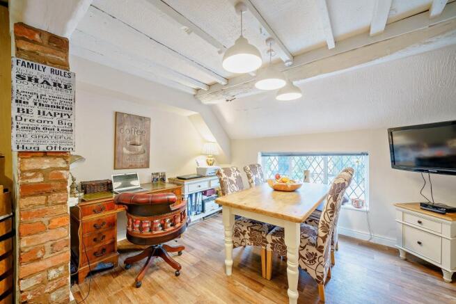 8427344-interior05-800.jpg