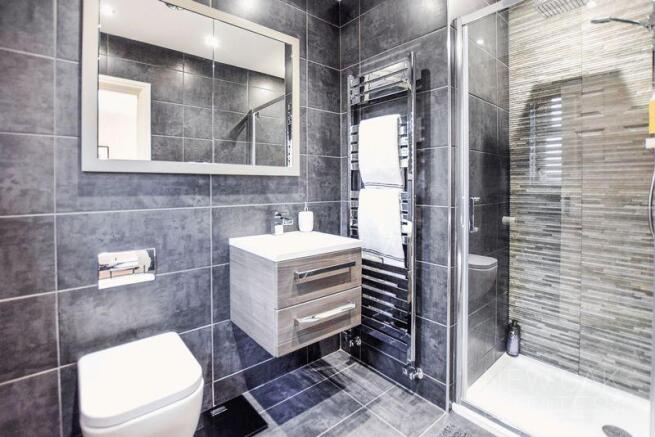 En Suite Showe...
