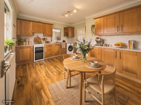 2 bed Detached Bungalow for sale Image 6