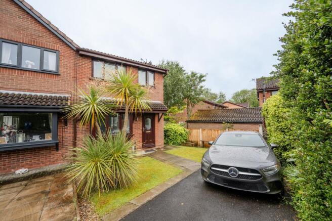 3-bed semi-detached on Pinewood, Skelmersdale, WN8, £180,000