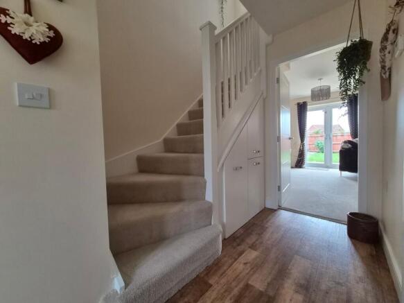 3 bed Semi-Detached for sale Image 9
