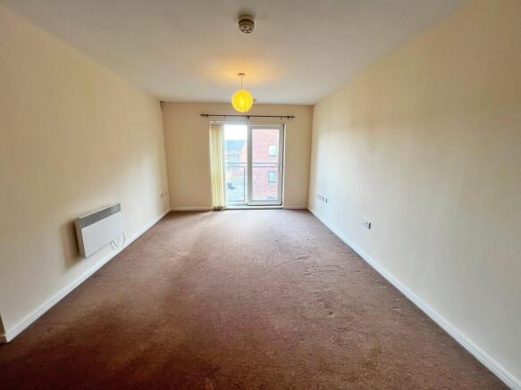 18 Dutton Court 4