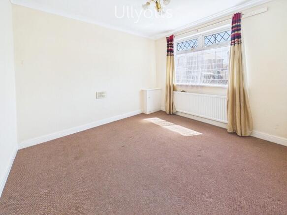 2 bed Semi-Detached Bungalow for sale Image 9