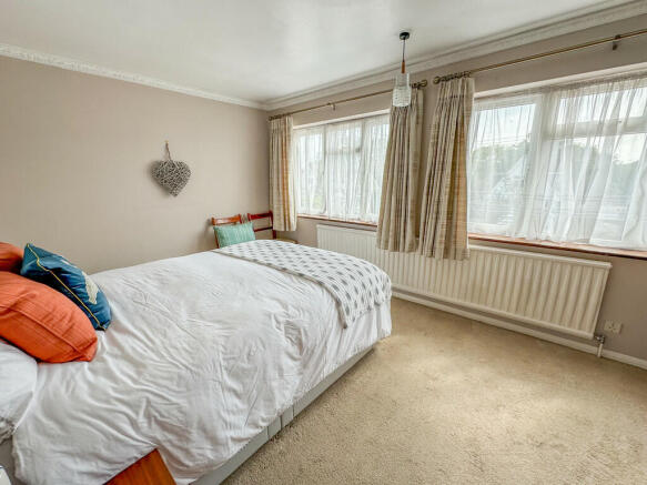 bed 1 1