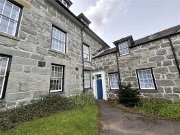 Flat 1, Golden Lion, Lion Street, Dolgellau LL40 1DN