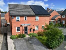 42, Sgt Mark Stansfield Way, Hyde SK14 3FX