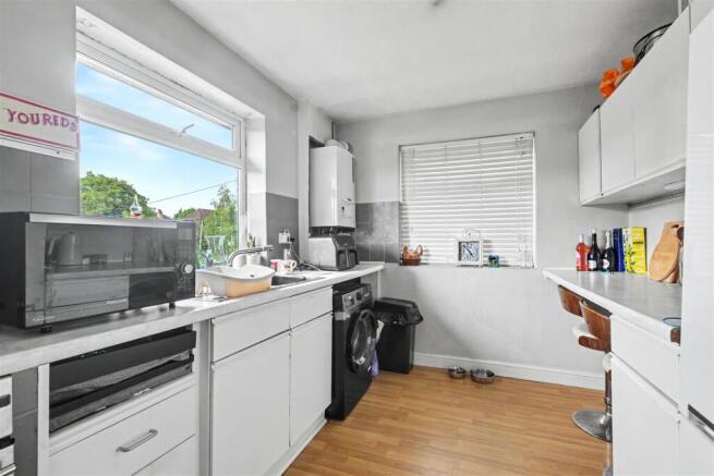 Kitchen_1.jpeg