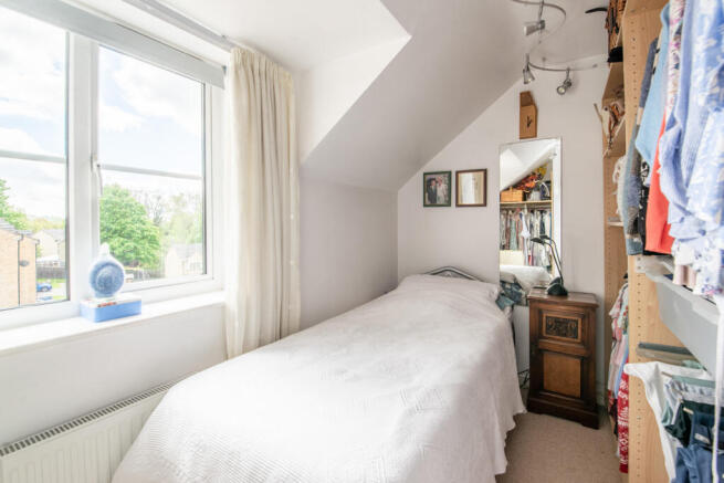 4 bed Detached for sale Image 12