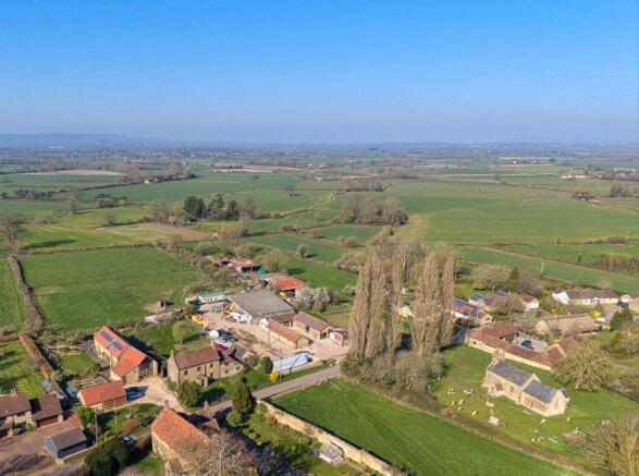 Manor Barns, Stocklinch, Ilminster, Somerset, TA19 photo 5