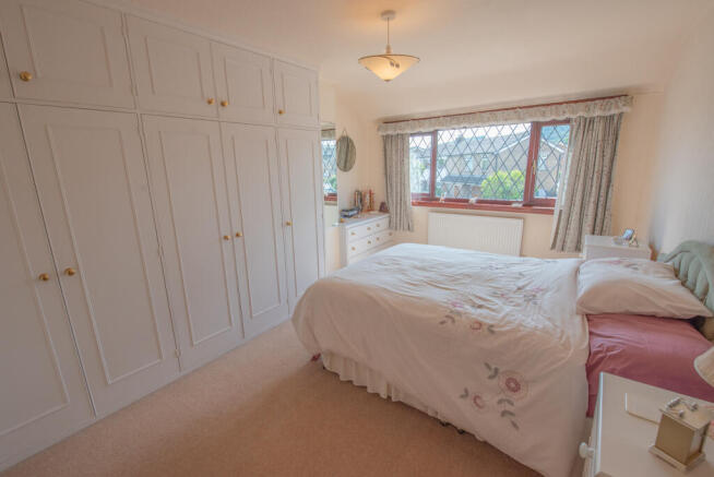2 bed Semi-Detached for sale Image 7