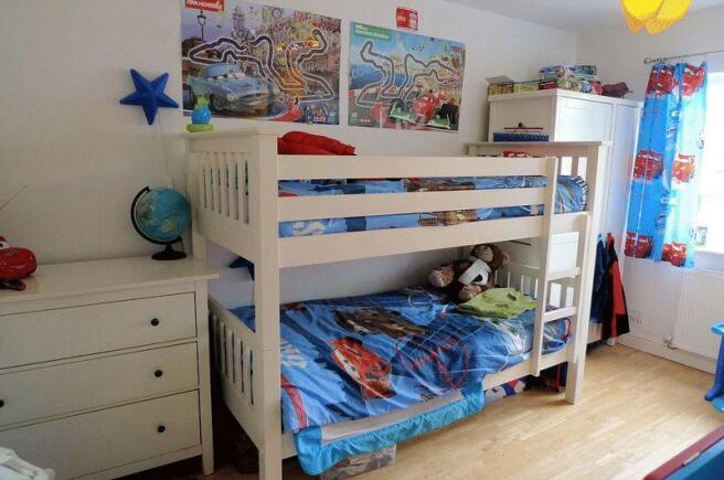 Photo 8