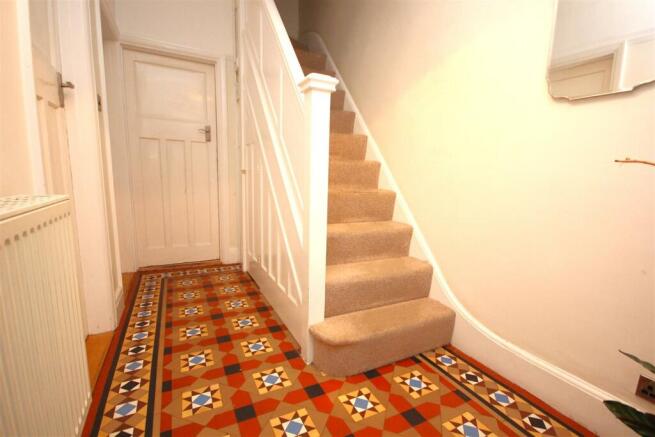 Entrance hall.JPG