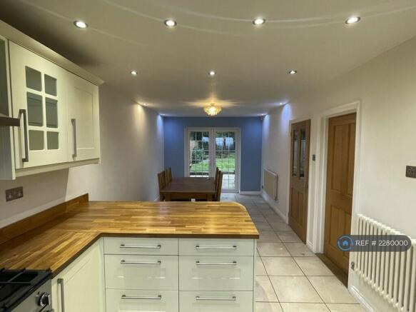 Kitchen/Dining Room