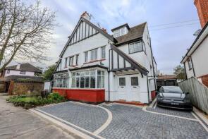 11, Harley Street, Leigh-on-sea SS9 2NJ