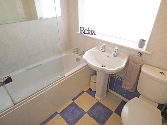 Photo 18