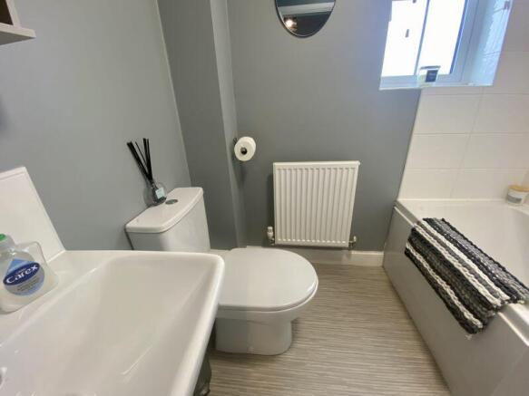 2nd Floor - Family Bathroom/WC