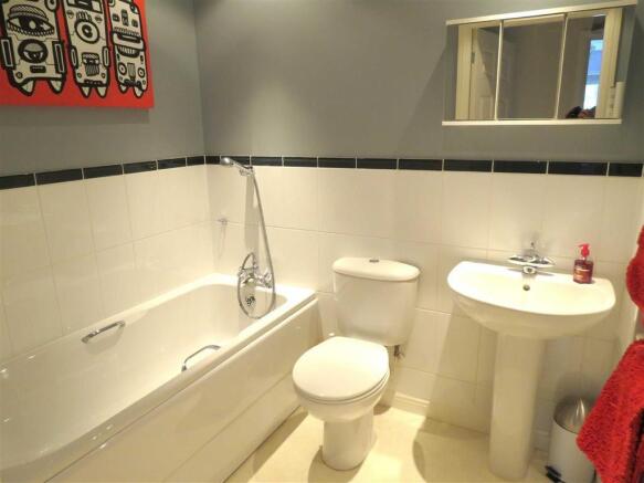 Photo 9