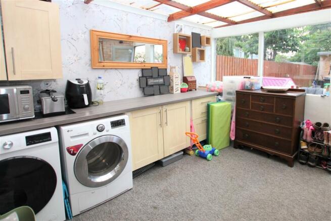 Sun Room/Utility Room