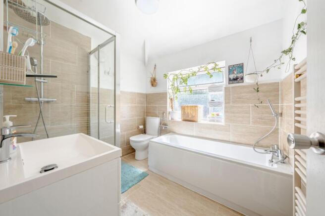 3 bed Semi-Detached for sale Image 11