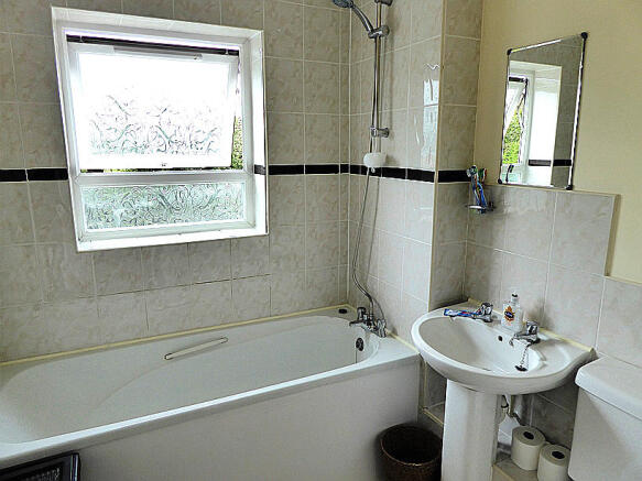 Photo 12
