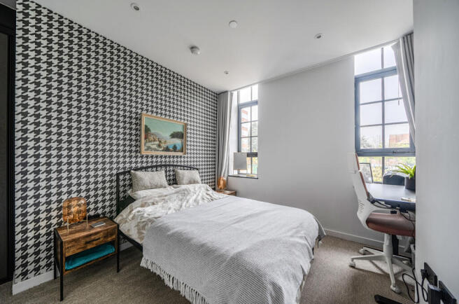 2 bed Apartment for sale Image 4