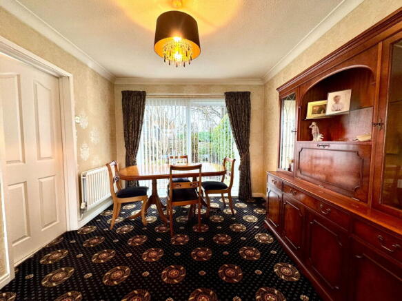 3 bed Semi-Detached for sale Image 5