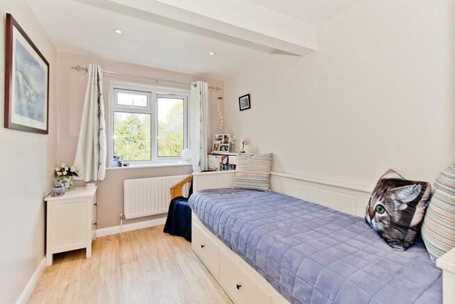 bed3.jpg