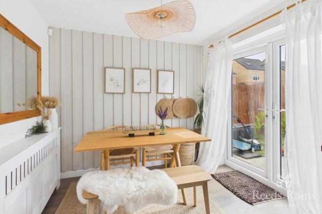 3 bed Semi-Detached for sale Image 6