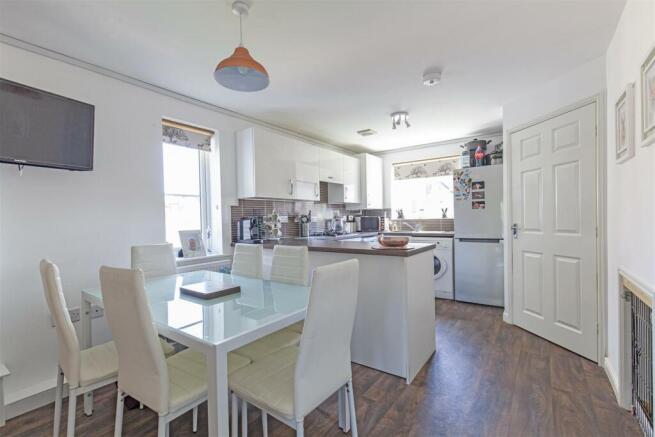 Kitchen-3.jpg