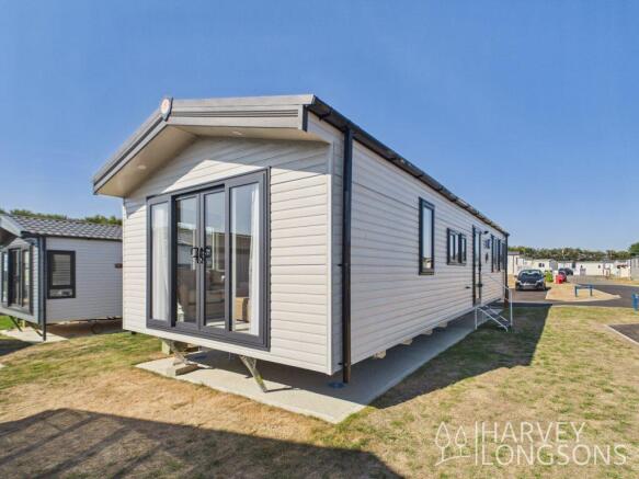 Sunseeker Thornton Exterior Rye Harbour
