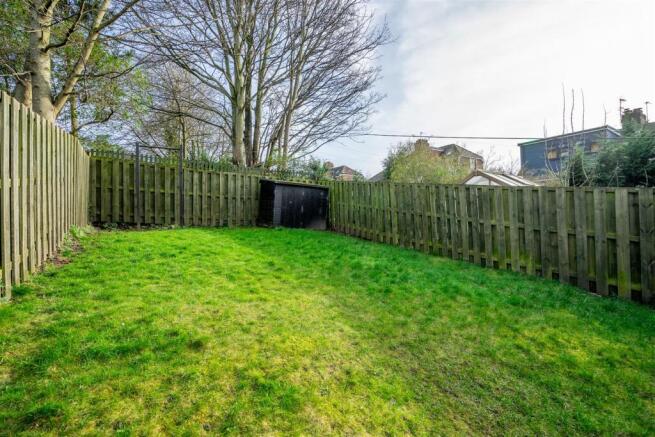 3 bed Semi-Detached to rent Image 12
