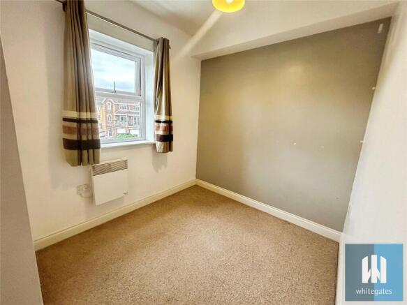 2 bed Apartment to rent Image 5
