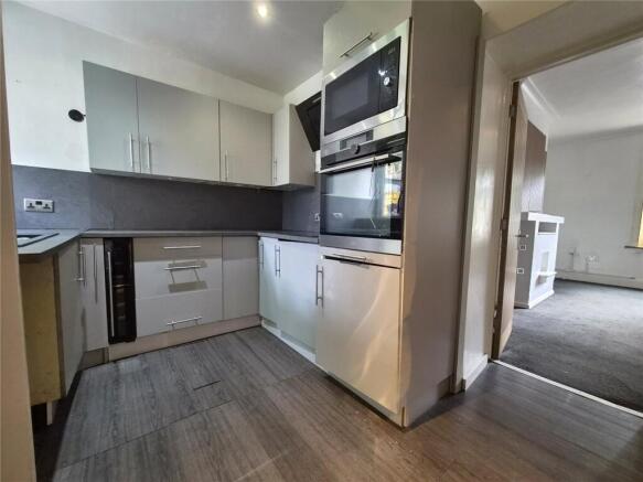 3 bed Terraced for sale Image 4