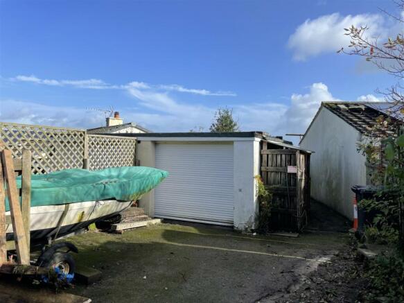 Garage.jpeg