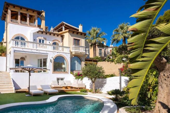 02 camp de mar Neo-Mediterranes Golfresort-Haus mit Privatpool kaufen garten