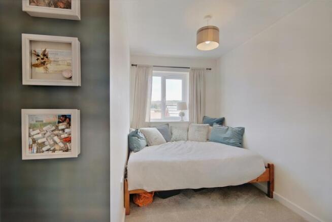 8545078-interior20-800.JPG