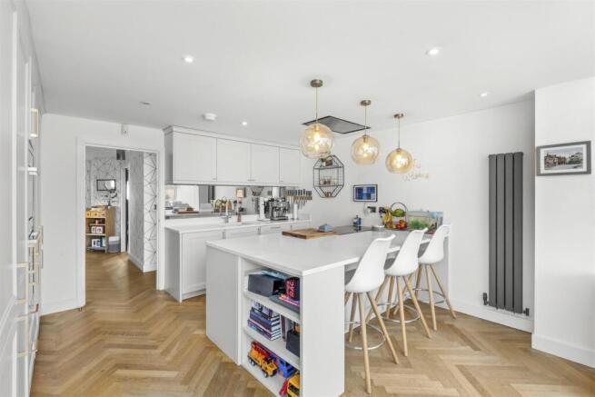 25 Kilty Place, HP11 1DG-17.jpg