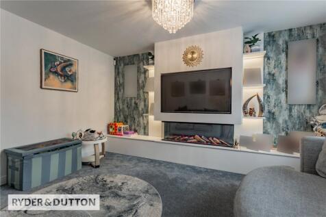 Glaramara Close, Middleton, Manchester, M24
