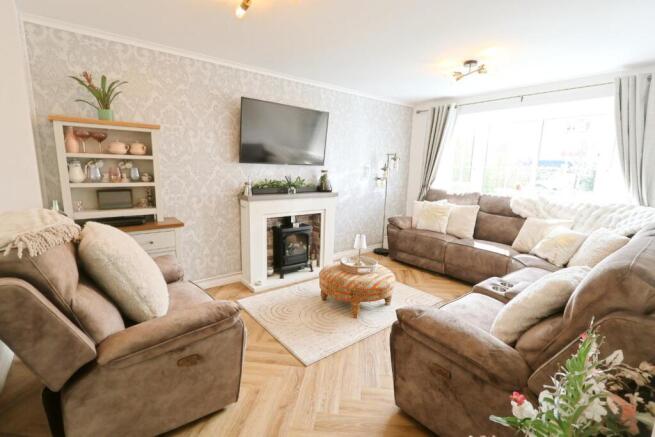 Shearwater Road, Farndon, Chester photo 4