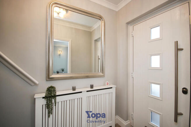 06b4e4c9-Entrance 20Hall.JPG