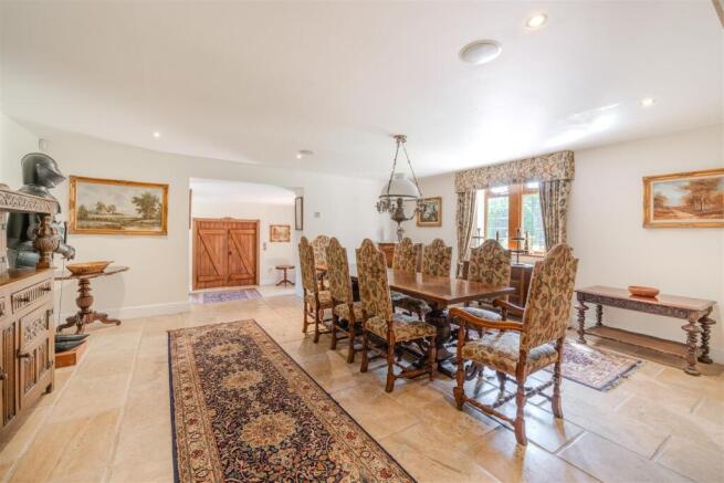 Dining Room.jpg