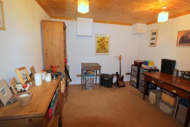 Hobbies Room (2)