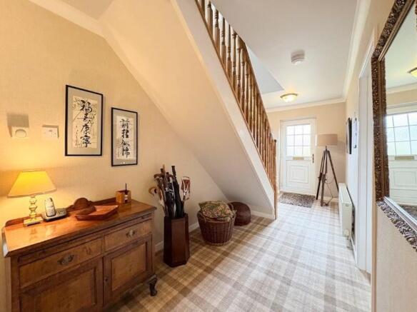 4 bed Detached for sale Image 12